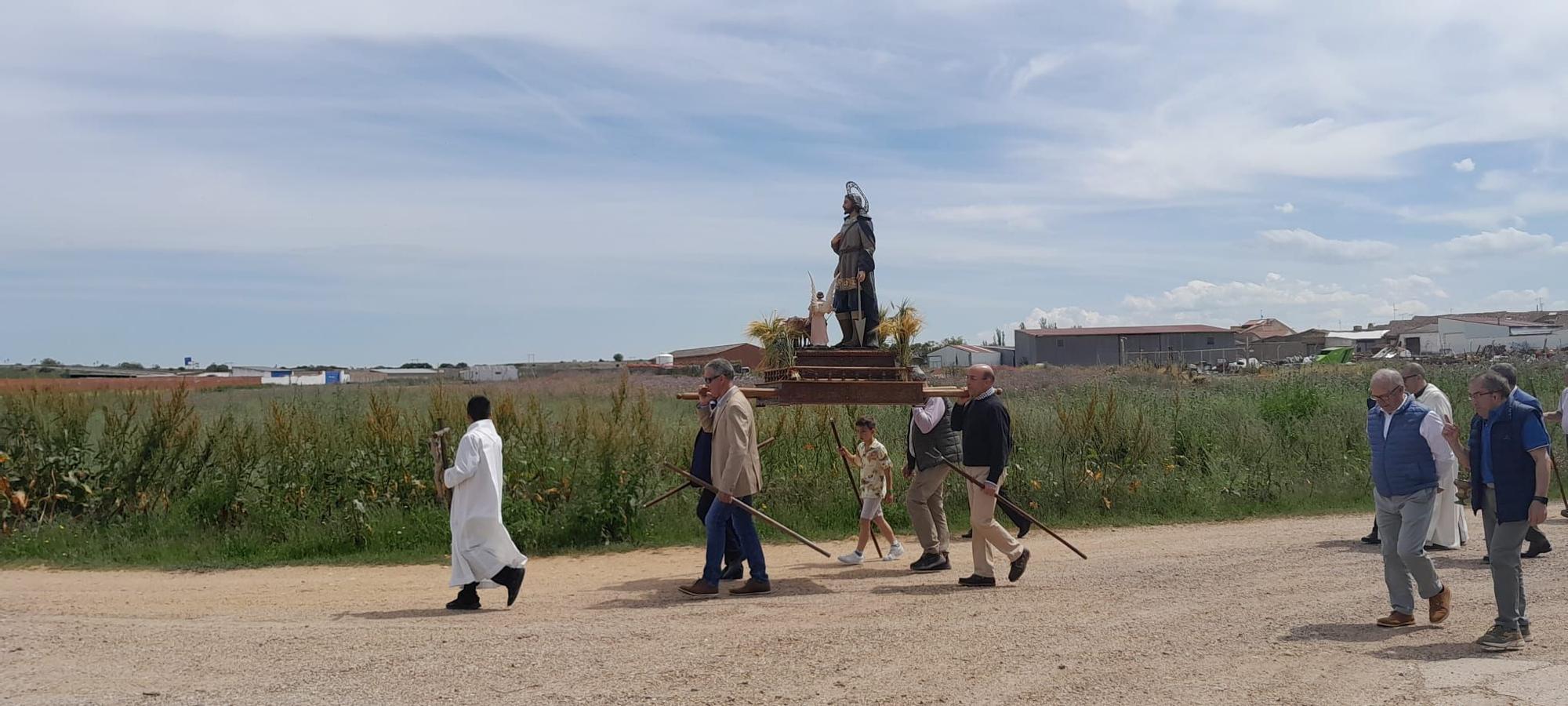 GALERÍA | Procesión de San Isidro Labrador en Tagarabuena