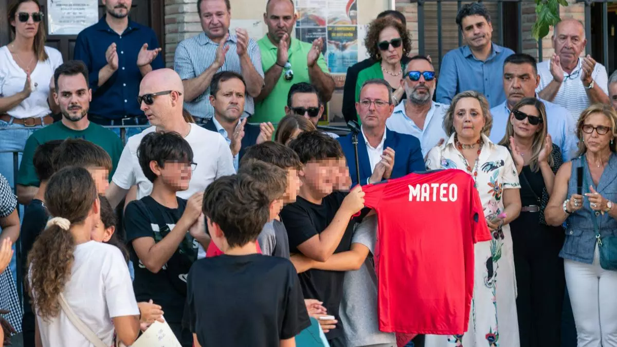 La familia del menor asesinado por un encapuchado en Mocejón dice no sospechar de nadie: "Éste es un pueblo tranquilo"