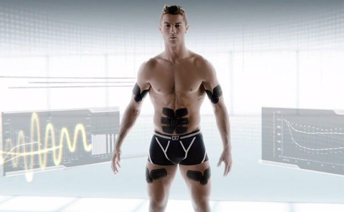 Ronaldo, protagonista de un vídeo que muestra el aparato que fortalece el cuerpo a través de descargas eléctricas.