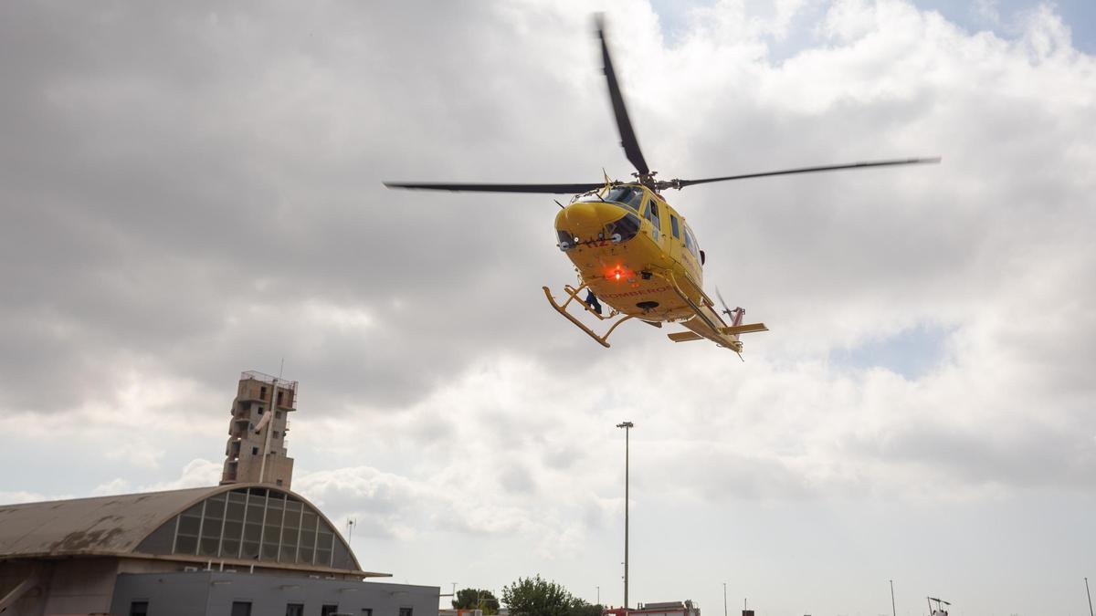 El helicóptero de rescate de los bomberos, en imagen de archivo