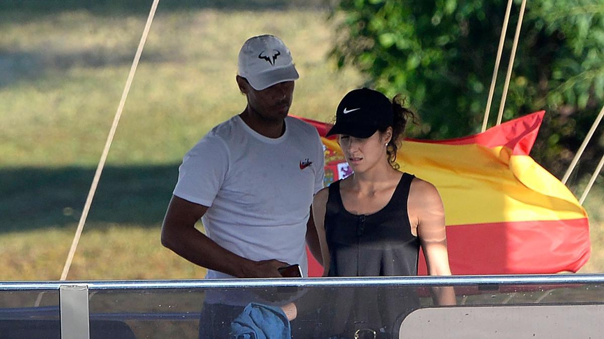 Rafa Nadal y Xisca Perelló en un catamarán