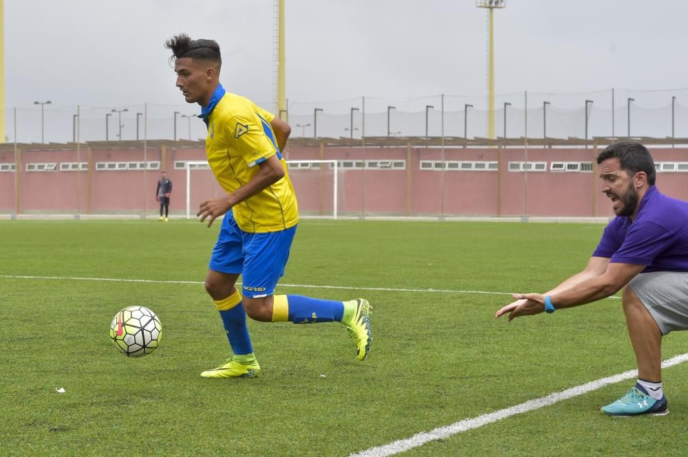 Partido de juvenil división de honor entre UD ...