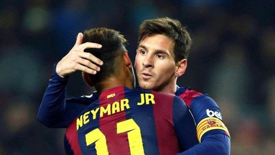 Messi celebra un gol junto a Neymar.