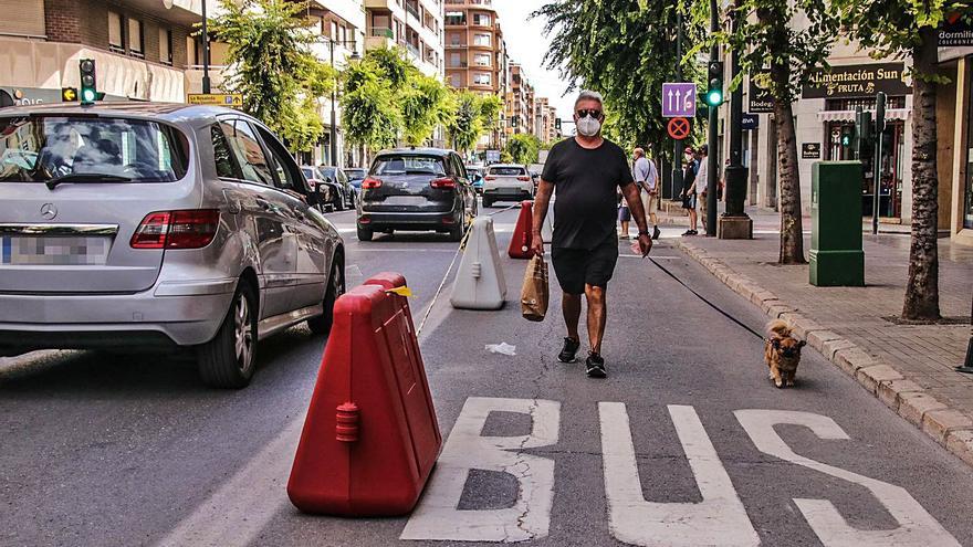 El Ayuntamiento de Alcoy negocia con el Ministerio destinar el carril bus a bicicletas en la Alameda