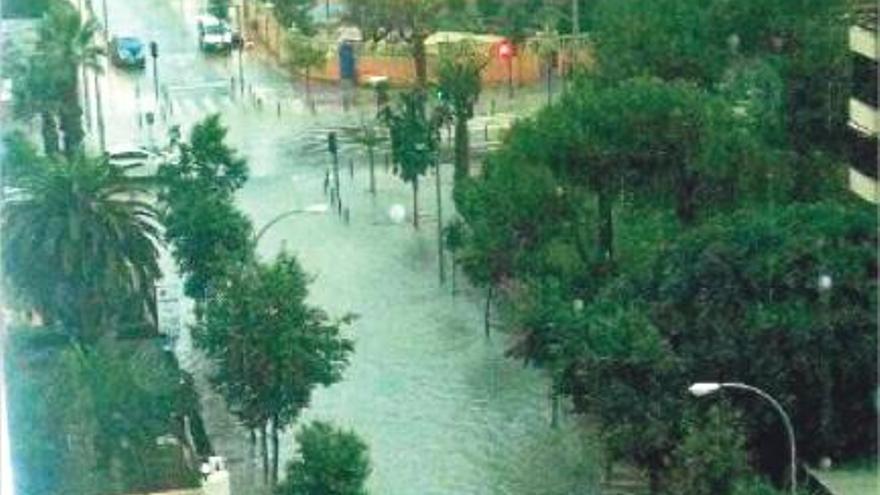 La tormenta evidencia las carencias del plan antirriadas en la Playa de San Juan