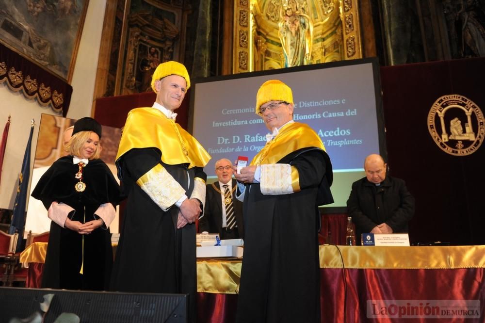 El fundador de la Organización Nacional de Trasplantes, Rafael Matesanz, es investido doctor Honoris Causa por la UCAM