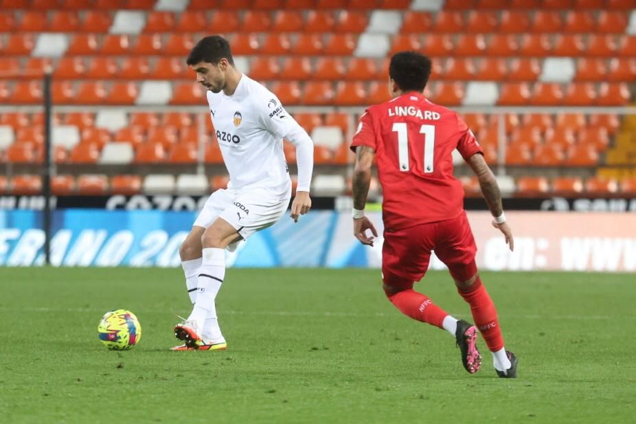 El partido amistoso entre Valencia CF -Nottingham Forest, en imágenes