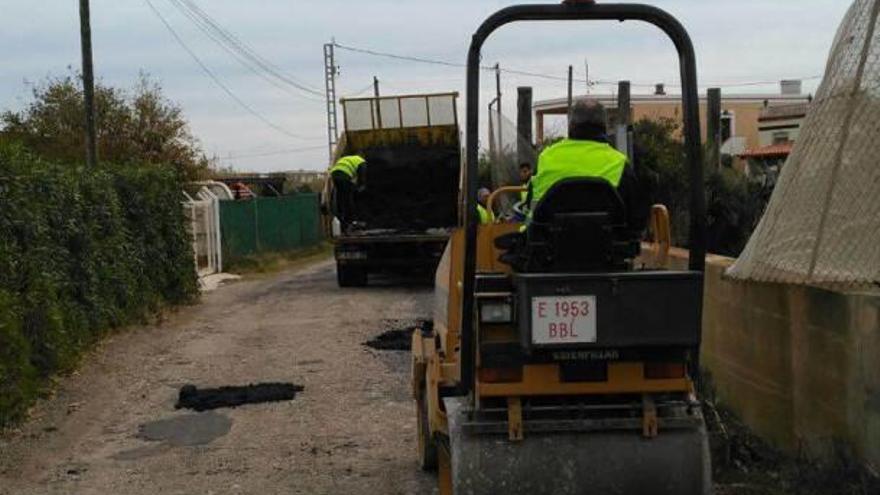 Cullera repara los caminos rurales del término municipal