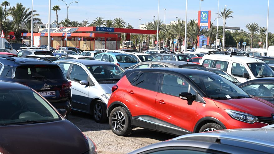 Movilidad estudia implantar parkings disuasorios en Elche y negocia la cesión de nuevos solares