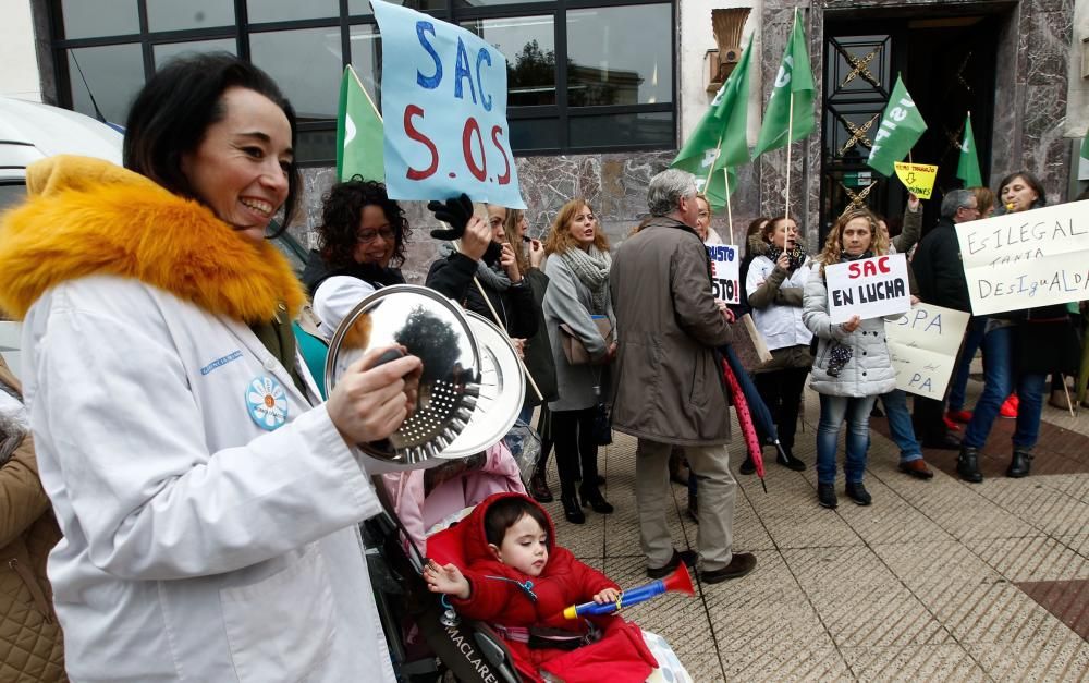 Protesta de los médicos y enfermeros del SAC