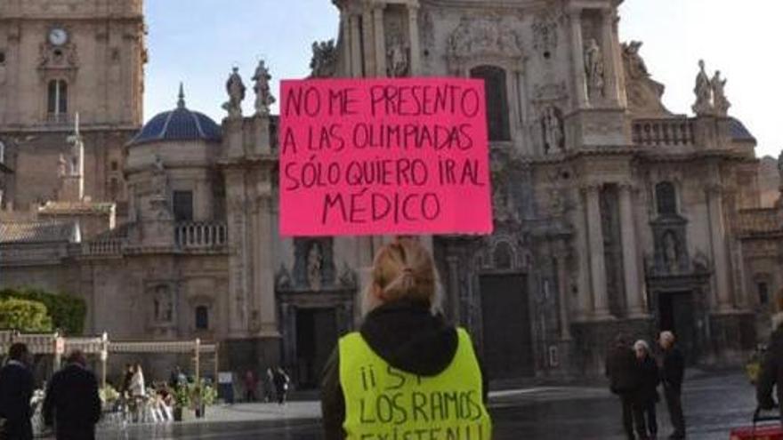 Vecinos de Los Ramos protestan en Belluga