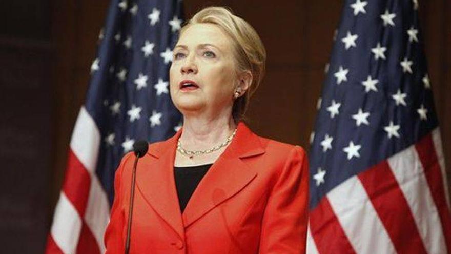 Hillary Clinton, ingresada tras detectarle un coágulo