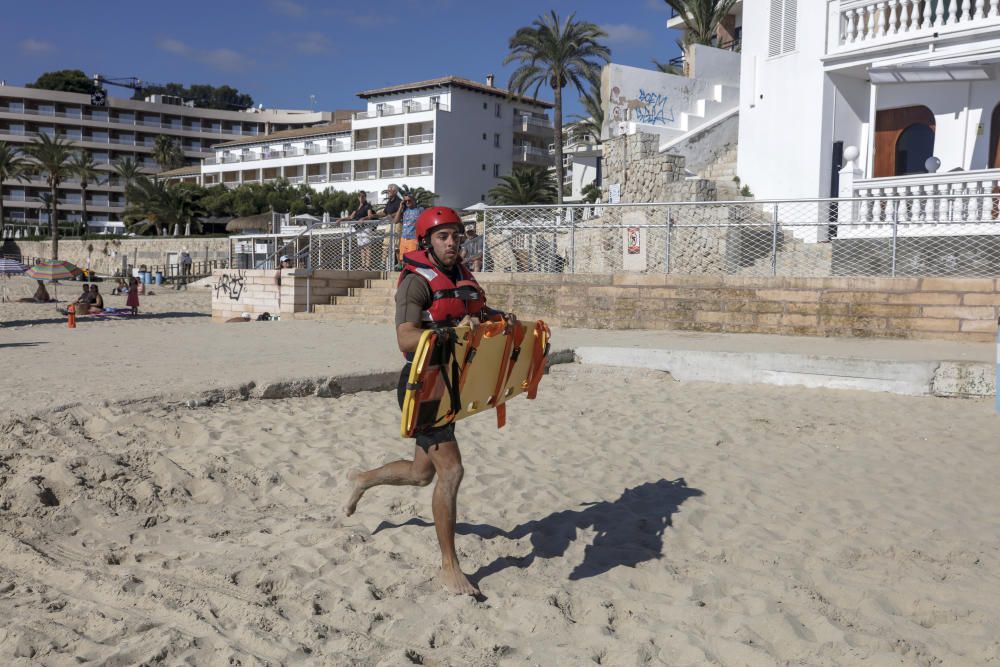 Simulacro de emergencias en Cala Major