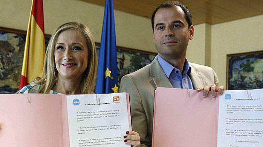 PP y Ciudadanos pactan no subir impuestos en Madrid