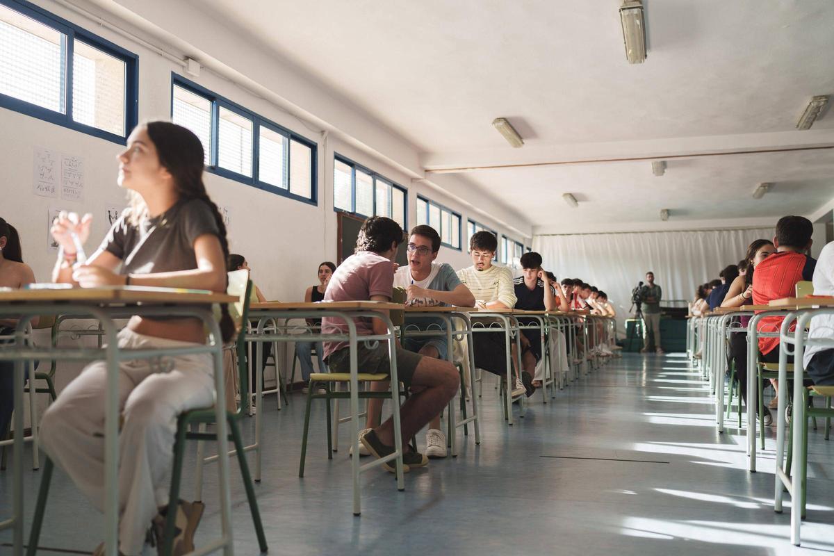 Así se desarrolla la PAU en el Instituto Santa Eulalia de Mérida