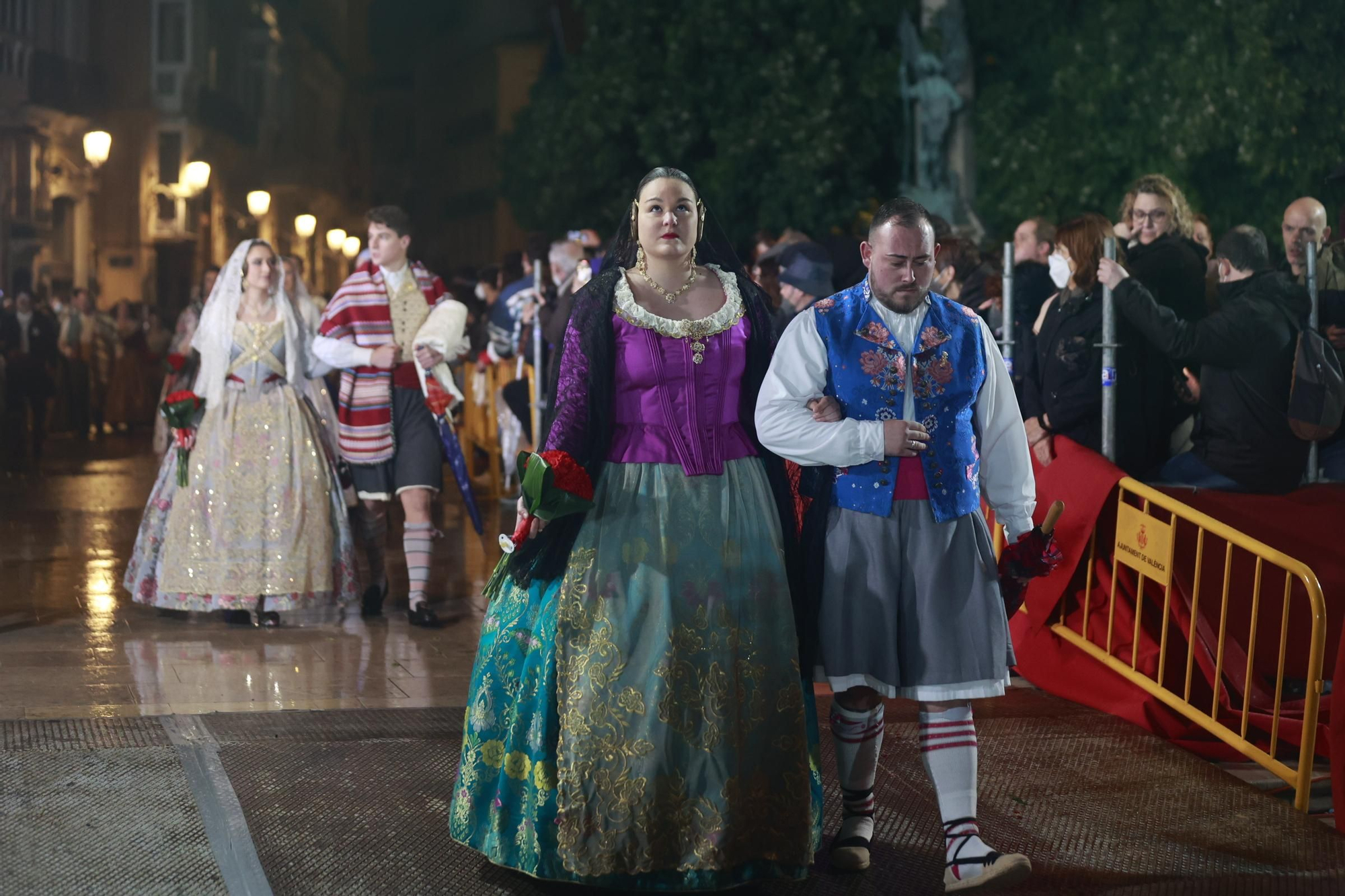 Búscate en la Ofrenda por la calle Quart (entre 22.00 y 23.00 horas)