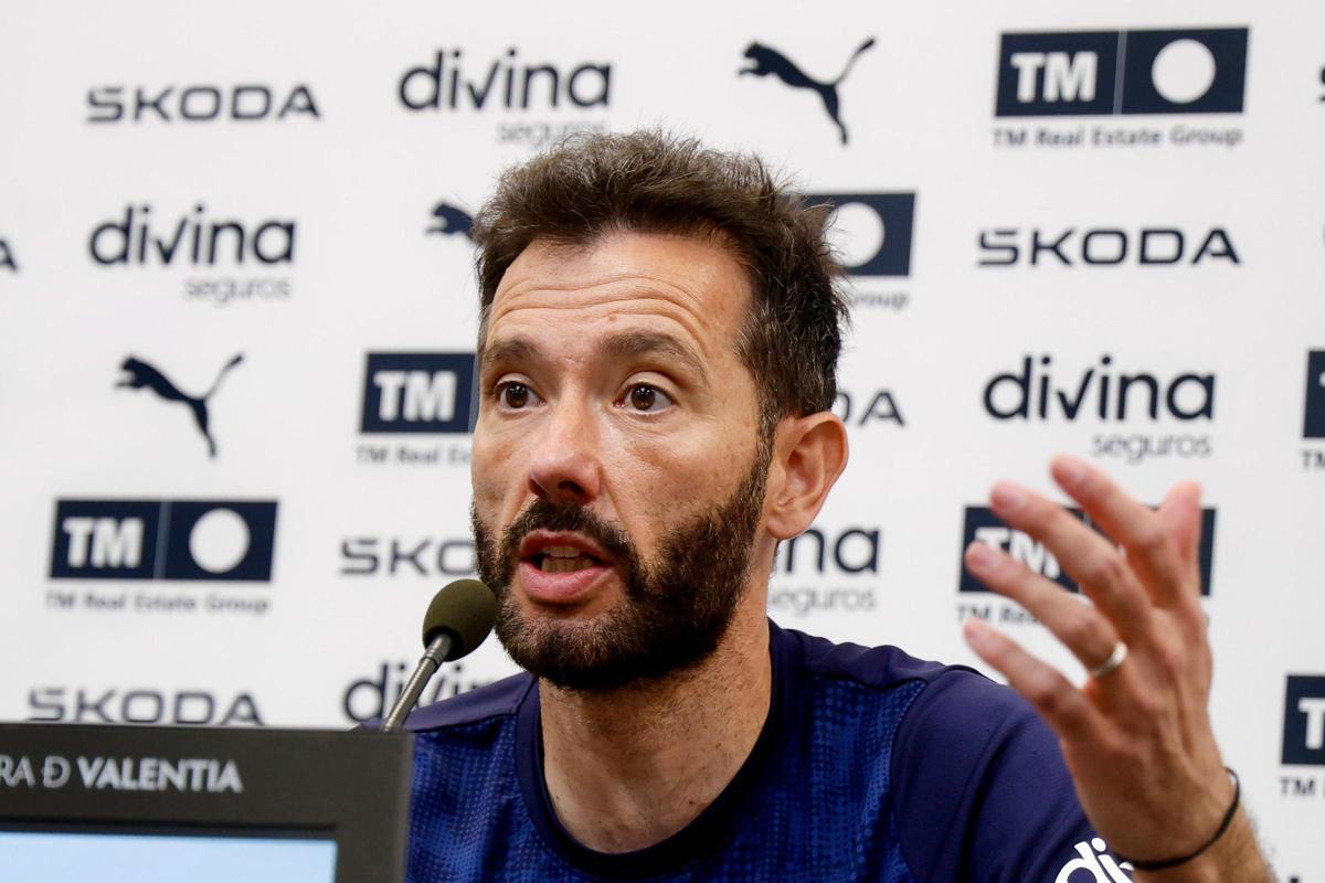 Corberán, en rueda de prensa