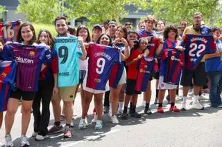 Los jugadores del FC Barcelona llegan a Nueva Jersey, en imágenes.