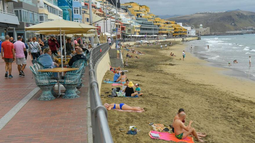 Una imagen reciente de la Playa de Las Canteras. | |