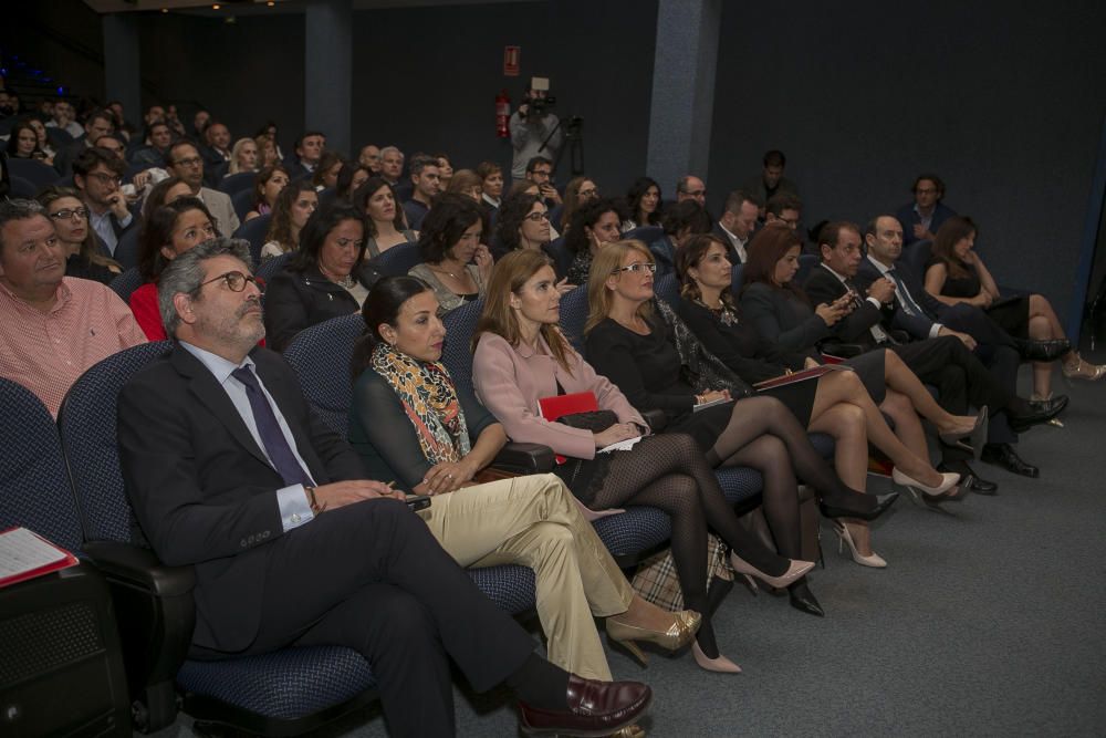 Fundación Turismo Benidorm, Miniland, Ficherotecnia, Actiu, Gioseppo, Gaviota Simbac y Juan Perán, de Pikolinos fueron los galardonados