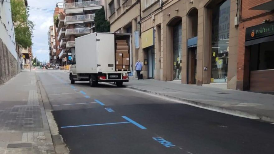 El carrer de Saclosa al tram entre el Bruc i la plaça de la Independència amb la nova distribució