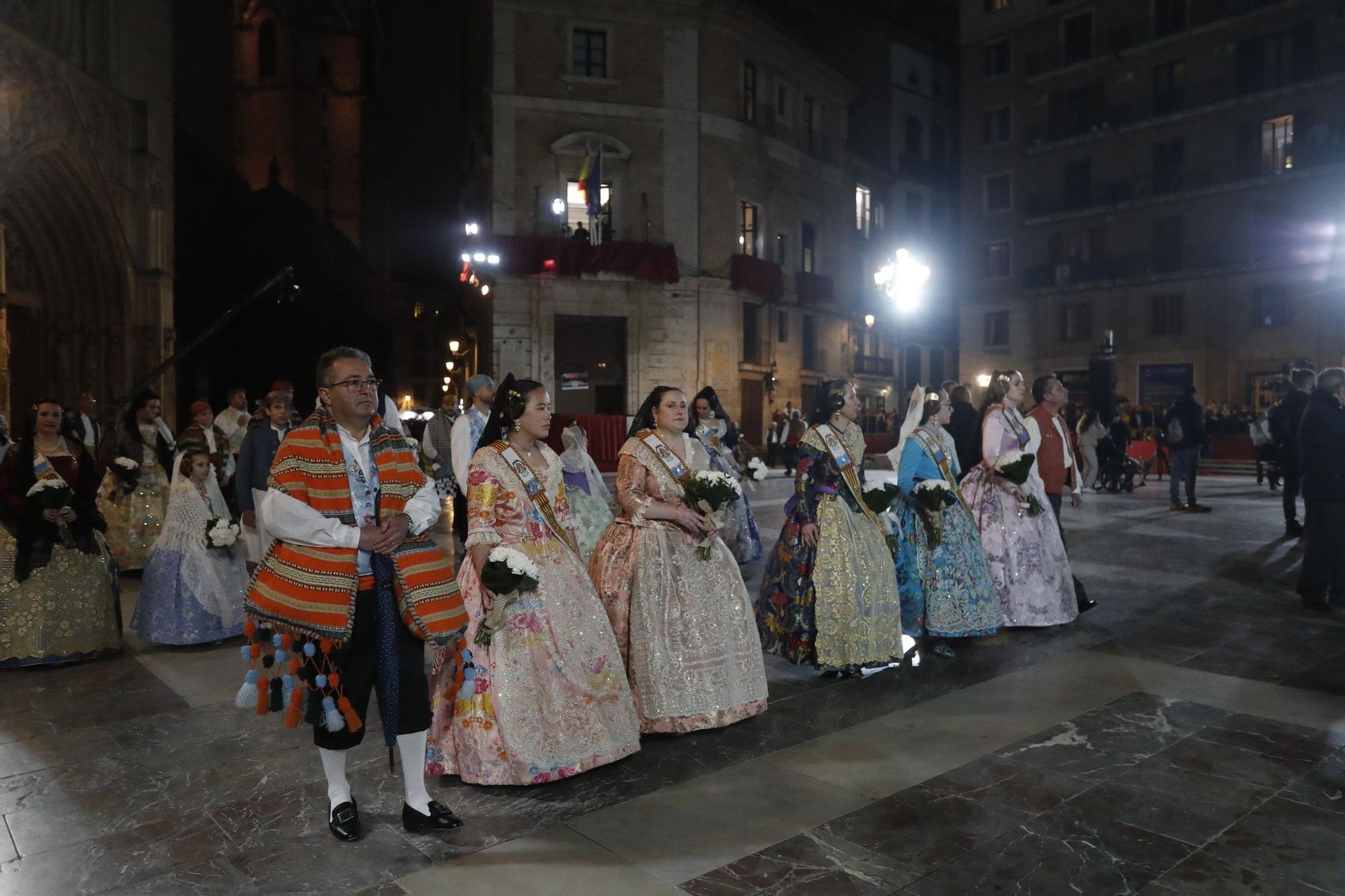 Búscate en la Ofrenda por la calle de la Paz (entre 20.00 y 21. 00 horas)