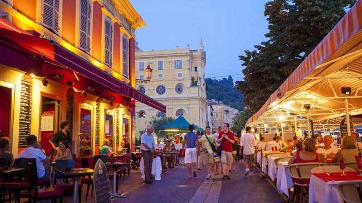 Niza, arte y ocio en una animada ciudad