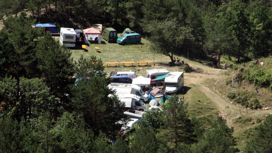 Interior del recinte del festival a Sant Jaume de Frontanyà