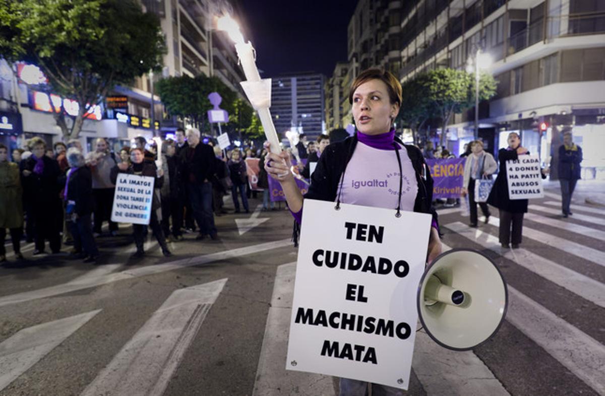 Imagen de archivo de una manifestación contra la violencia machista en Valencia.