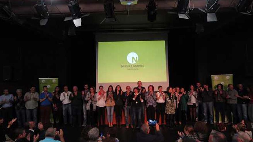 Candidatos de Nueva Canaria al Ayuntamiento de Santa Lucía, aprobados por la asamblea anoche.