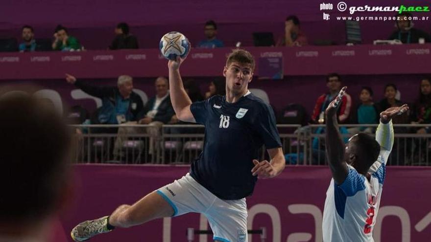 El jugador del EÓN Fischer, &quot;sorprendido&quot; con la llamada de la selección argentina