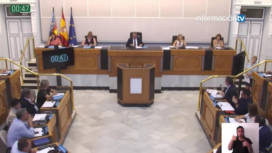 La Diputación de Alicante aprueba asuntos internos en un pleno extraordinario y urgente