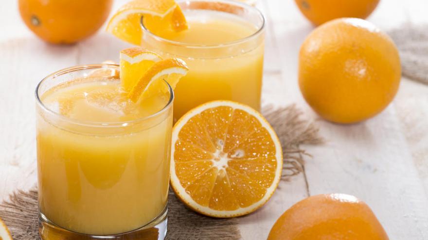 ¿Fruta entera o zumo natural? ¡Descubre qué es mejor!