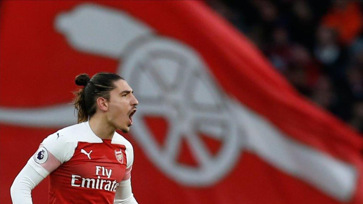 Héctor Bellerín ultima su recuperación del ligamento cruzado y está a pocas semanas de regresar