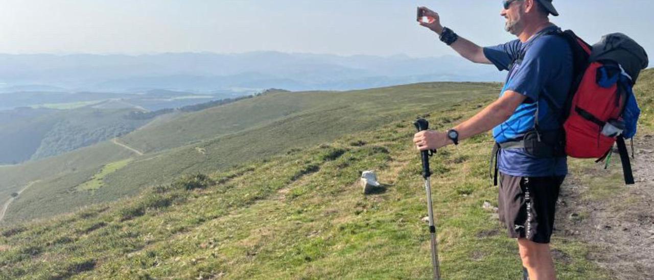 El Camino Primitivo, un imán para caminantes de todo el mundo que renace con más de 24.000 peregrinos al año