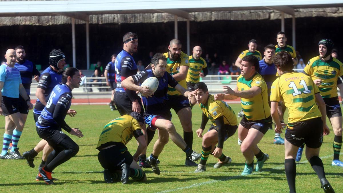 Los vilagarcianos debutarán el sábado en Fontecarmoa tras dos salidas iniciales.