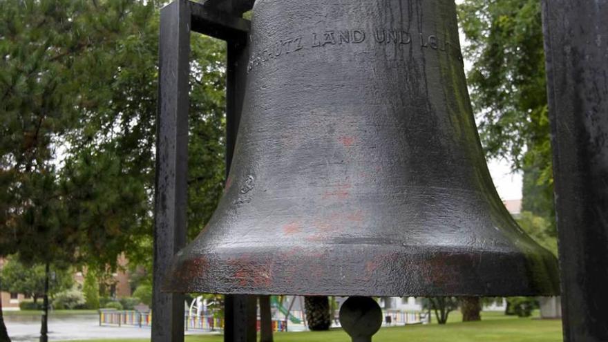 La campana de Bochum en Llamaquique.