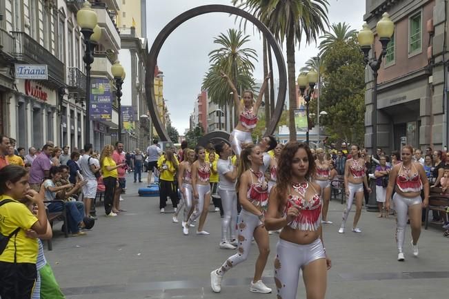 Rebajas y apertura dominical en Triana