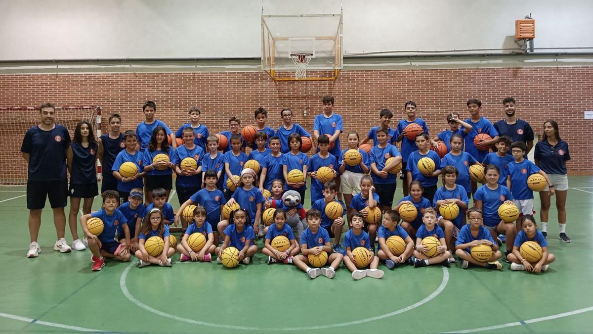 Foto de familia de los participantes en el Campus. | Cedida