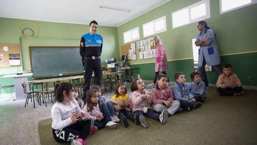 Los alumnos de Gudín, en la jornada de la educación vial.