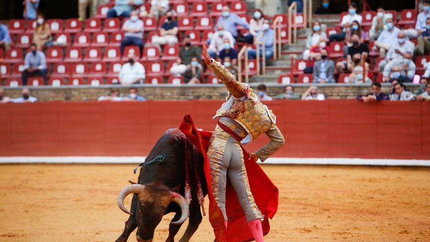 La feria taurina 2021 se inicia en Córdoba con un gran ambiente en Los Califas