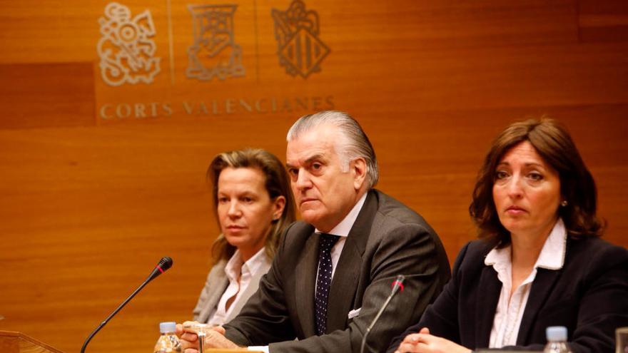 Luis Bárcenas, hoy, en su comparecencia en las Corts.