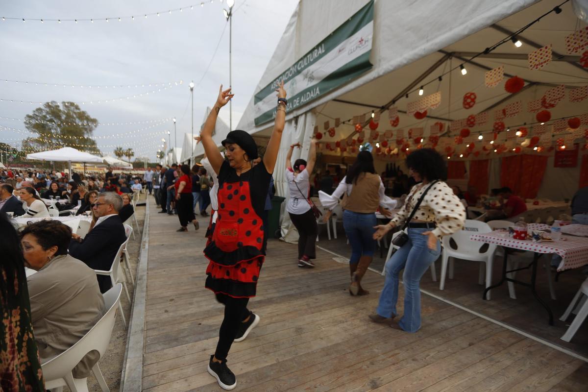La Feria Andaluza llena de luz y color el Jardín del Turia en València