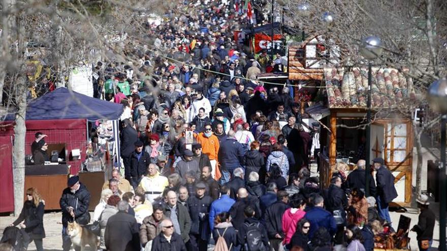 El decreto de espectáculos enfada a los colectivos de la Cincomarzada