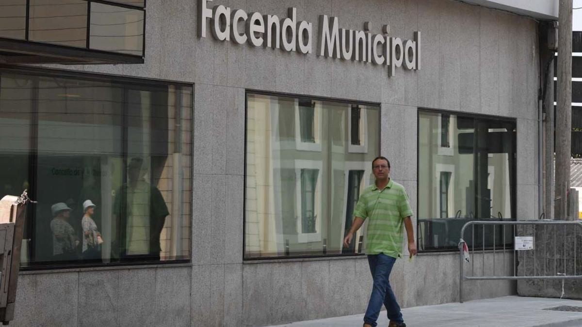 Edificio de recaudación municipal, en la capital oleirense. |   // VÍCTOR ECHAVE