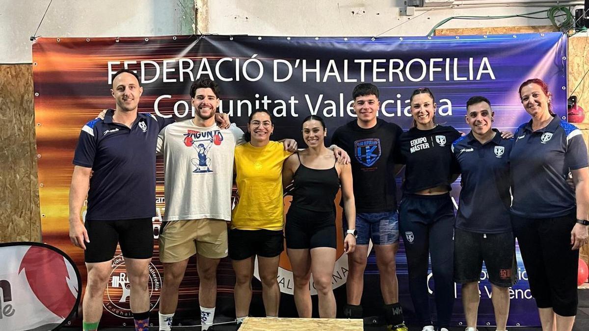 Atletas y entrenadores Halterofilia.