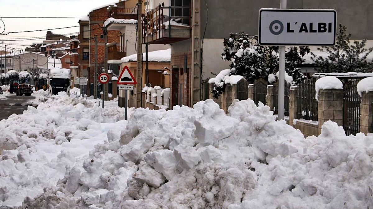 Neu acumulada ahir a l&#039;Albi (les Garrigues).