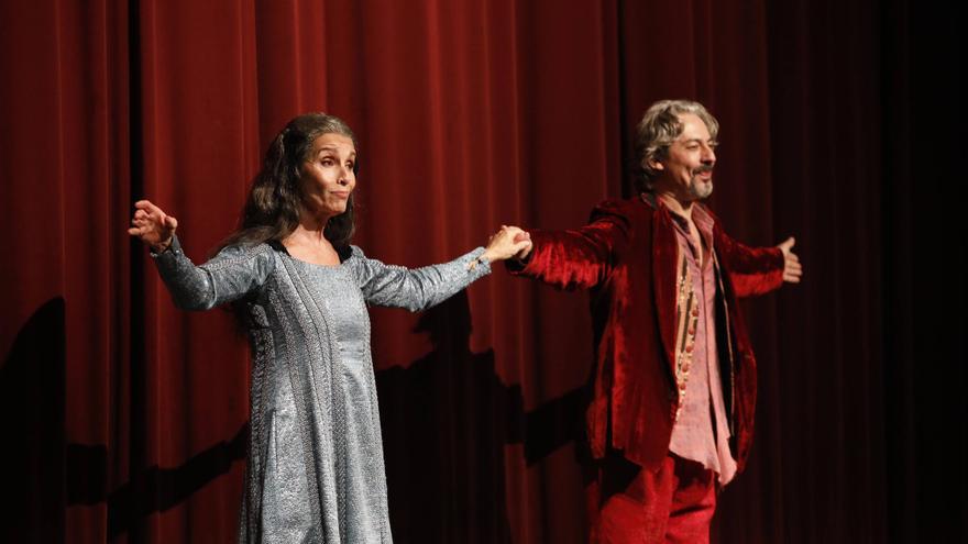 Ana Belén llega al Teatro Jovellanos con &quot;Romeo y Julieta despiertan&quot; (en imágenes)