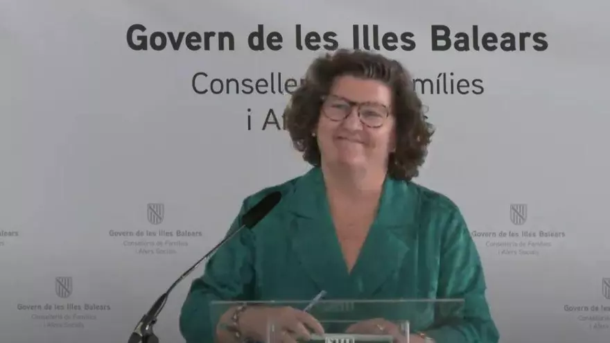 Así ha sido la despedida de Catalina Cirer como Consellera del Govern: "Dejo la política después de 30 años"