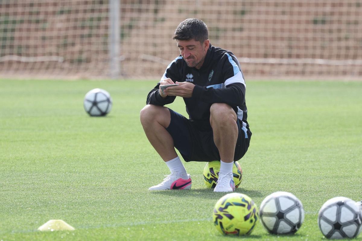 Entrenamiento del CD Castellón en la ciudad deportiva Globeenergy